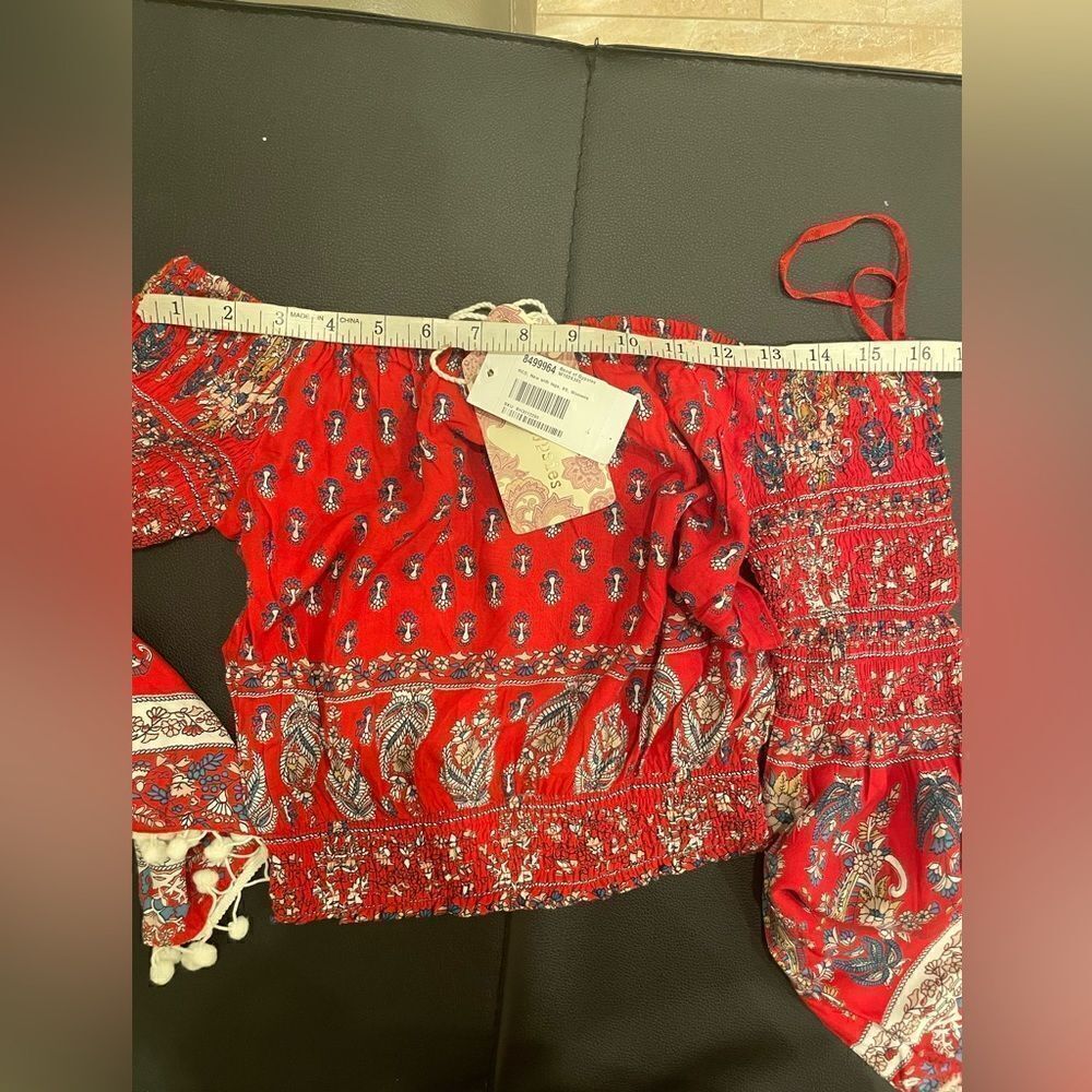 Band of Gypsies Smocked Bell Sleeve Crop Top - Picture 5 of 17